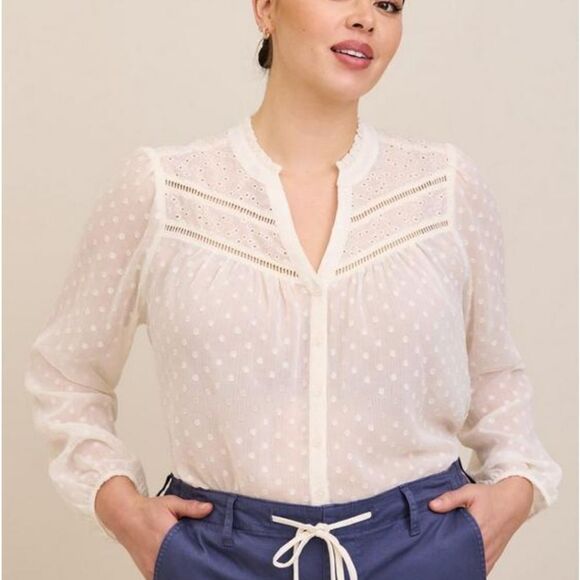 Torrid Chiffon Clip Dot With Contrasting Eyelet Top - Picture 1 of 3